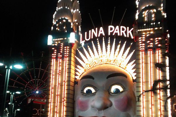 luna-park-sydney3b37fa0f-88ec-783b-cf7e-694c72b387a56A3F2231-E942-951A-A6F0-2A4E37D45885.jpg